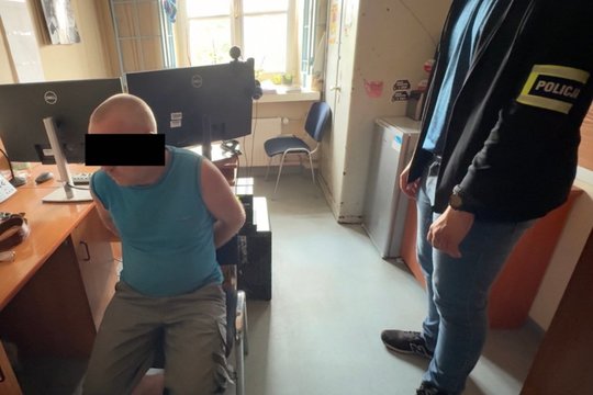 45 metų lietuvis įkliuvo Lenkijos policijai: nelegaliai gabeno migrantus
