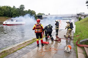 Vilniečius suglumino Neryje pamatytas vaizdas: ramina – vyksta pratybos