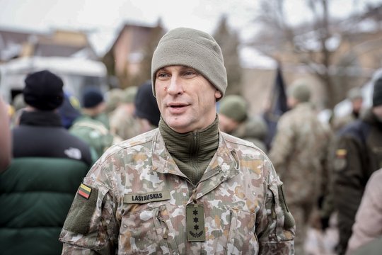 Nuo studento iki pulkininko: įkvepianti E. Lastausko kelionė Karo akademijoje