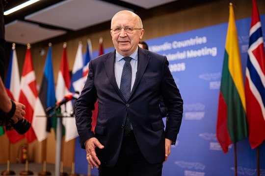 Iš A. Kubiliaus – reakcija į prieštaringai vertinamą Ukrainos įstatymą