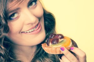 Moterims po 40 metų šį vaisių valgyti būtina: gydytojai paaiškina, kas nutinka jų sveikatai