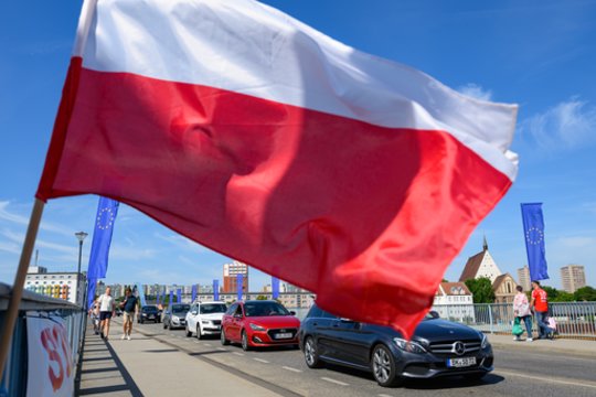 Įspėja vykstančius į Lenkiją: ragina rinktis kelią per Lazdijus