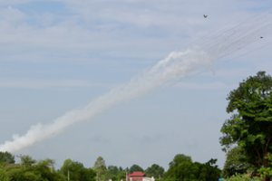 Tailandas atvirai perspėjo dėl karo: jau 138 000 žmonių priversti bėgti