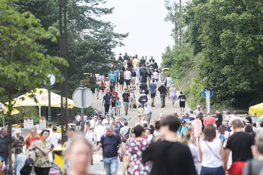 Orai permainų nežada: šilumą lydės lietus