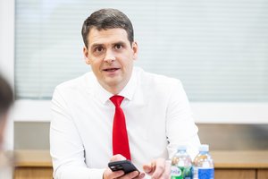 „Baikit blūdijimus“: R. Žemaitaitis juokiasi iš S. Skvernelio svarstymų dėl koalicijos ateities