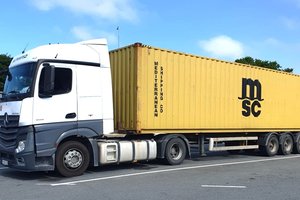 Pasieniečiai į Lietuvą neįleido radiaciją skleidžiančio baldų krovinio