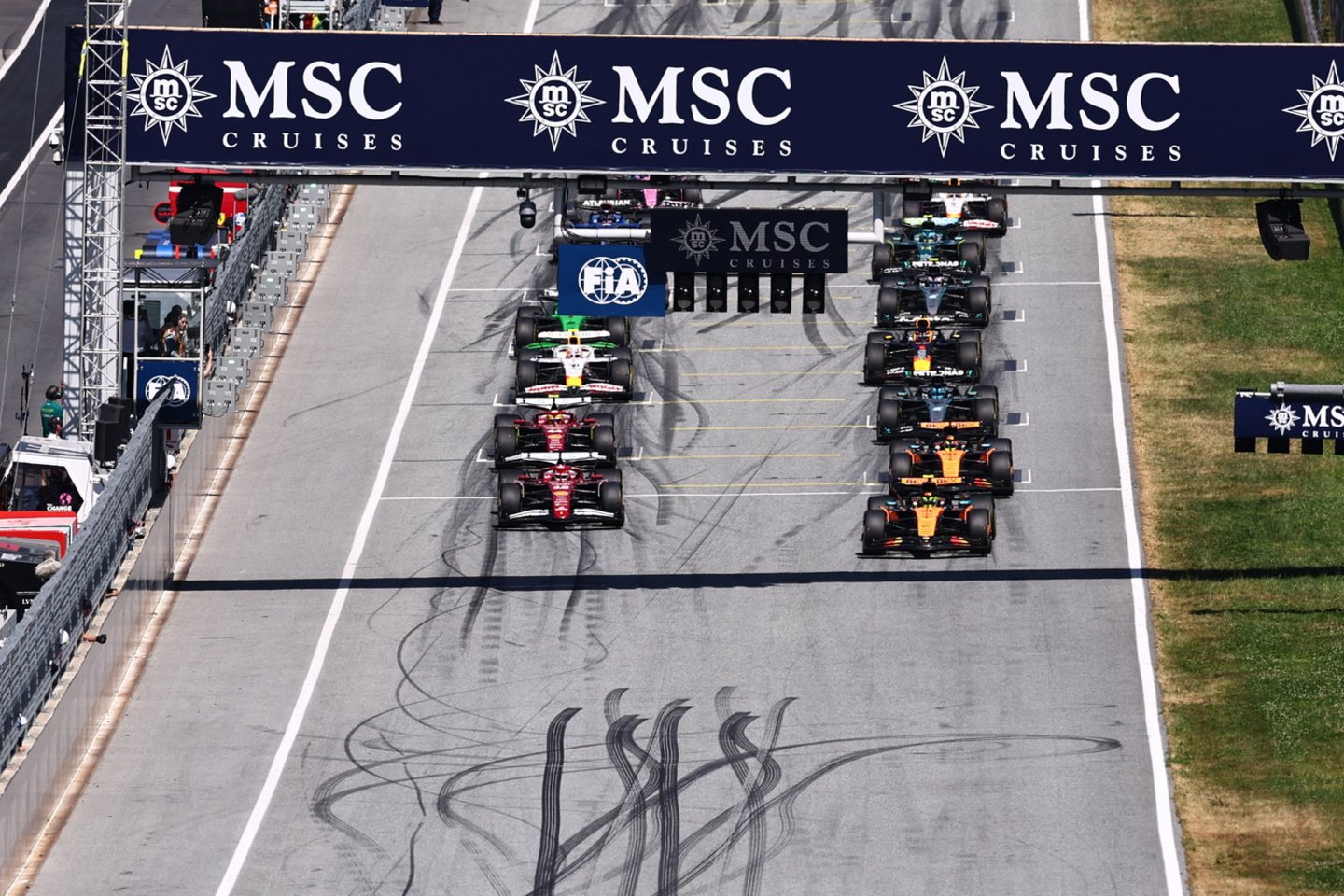 „McLaren“ komanda pirmauja čempionate<br>EPA-ELTA nuotr.