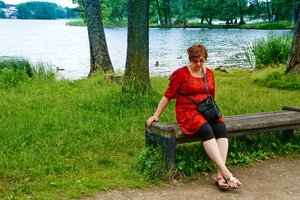 Pasibaisėjo, ką prie vandens veikė močiutė: „Ar čia tik man dėl to plaukai šiaušiasi?“