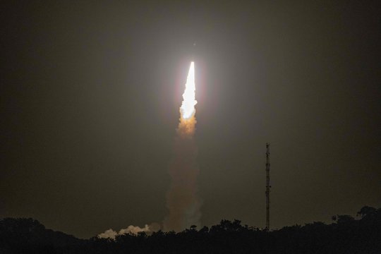 Europos raketa nešėja „Vega C“ išgabeno palydovus į orbitą