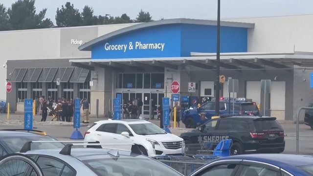 Brutalus incidentas JAV prekybos centre: peiliu siautėjęs vyras sužeidė mažiausiai 11 žmonių