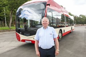Nuo 1992-ųjų troleibusą vairuojantis Jonas: „Jeigu nesisaugočiau – į avariją pakliūčiau kiekvieną dieną“