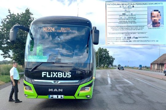 Pasieniečiai demaskavo netikrą Belgijos pilietį: migrantas iš Eritrėjos išlaipintas iš autobuso, vykusio į Berlyną
