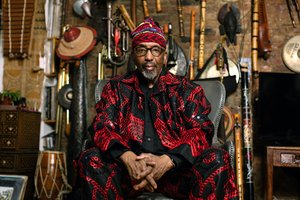 Niujorko avangardo rykliai Vilniaus scenoje gydys sielas