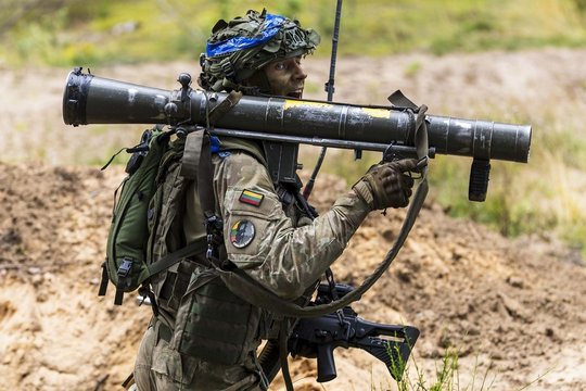 Įvardijo, kas vyktų rusams telkiant pajėgas prie NATO sienų: Suvalkų koridorius praranda svarbą