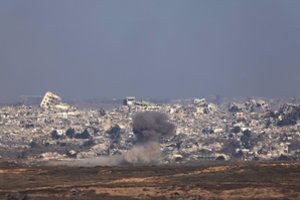 Izraelis smogė taikiniams Libane