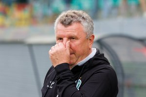 Net Šiaurės Airijoje nušvilptas V. Čeburinas baigė kelionę su „Žalgiriu“ Europoje