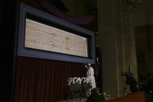 Garsusis Jėzaus atvaizdas Turino drobulėje – ne žmogaus? Štai ką atskleidžia naujas tyrimas