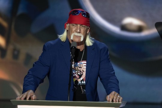 Pareigūnai paskelbė oficialią H. Hogano mirties priežastį: paaiškėjo ir klastinga jį kankinusi liga