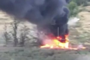 Triuškinantys ukrainiečių smūgiai: metalo laužu virto rusų tankas – ir ne tik