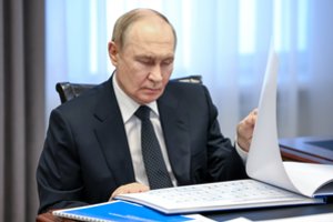 D. Trumpo reakcija į branduolinius grasinimus sukelia ir pavojų: išskyrė, kaip galėtų atsakyti V. Putinas