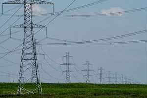 „Litgrid“: praėjusią savaitę elektros kaina sumažėjo 8 proc.