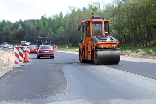 Netoli Kauno įlūžo metalinė konstrukcija – pradėti eismo ribojimai A5 kelyje