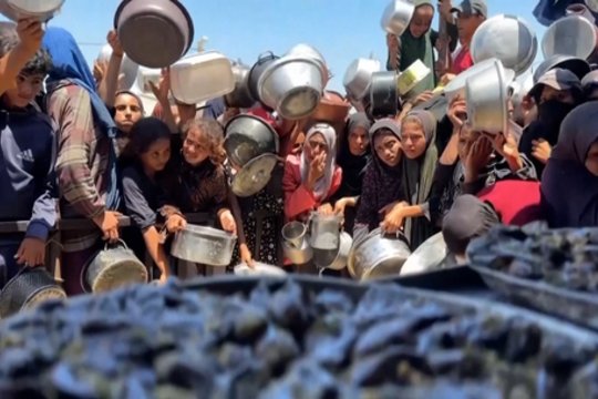 Palestiniečių kova už išlikimą: per pastarąją parą nuo bado mirė dar penki žmonės