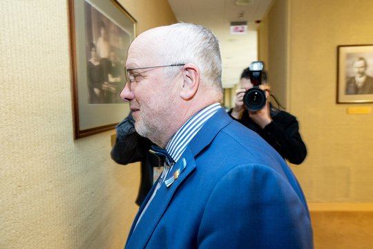 Po M. Sinkevičiaus sprendimo dėl premjero posto – J. Oleko žinia