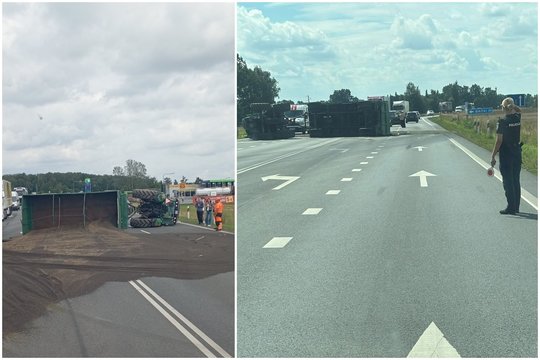 Kelyje „Via Baltica“ apsivertė traktorius su rapsais – kelią užvertė 6 tonomis krovinio