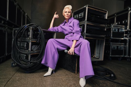 Atskleistos prodiuserių komandos, kurios padės dainų kūrėjams naujame muzikiniame projekte 