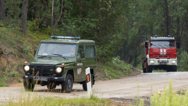 Pateikė naujausią informaciją dėl į šalį įskridusio drono: nustatyta, kad gabeno sprogstamąjį užtaisą