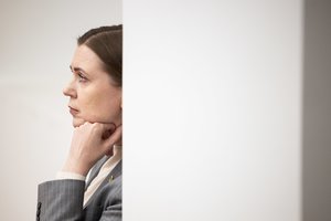 STT turės priimti procesinį sprendimą dėl galimai neteisėtų D. Šakalienės nurodymų saugoti jos šeimos namus