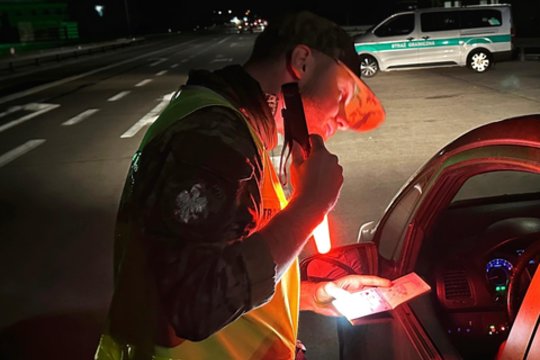 VSAT vykti į Lenkiją rekomenduoja per Lazdijus ir kitus alternatyvius kelius