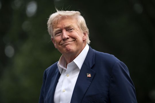 D. Trumpas – apie V. Putino ir V. Zelenskio susitikimą bei terminą Rusijai