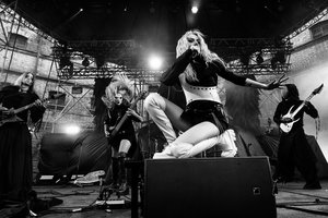 Lietuvos sunkiojo roko grupė „Black Spikes“ – tarp didžiausių pasaulio metalo scenos žvaigždžių