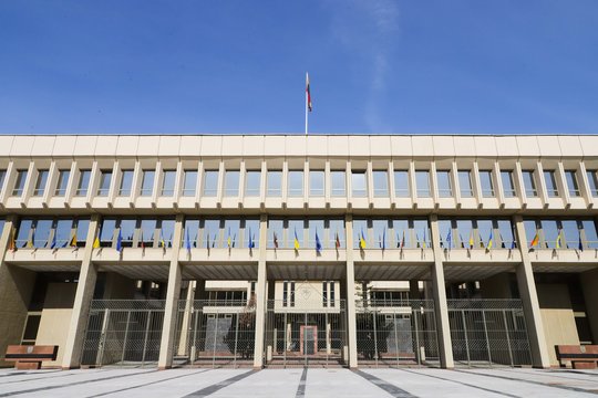 Seime – sujudimas: parlamentarams teko evakuotis 