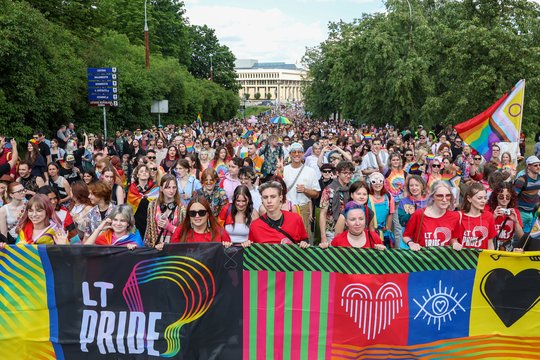 Istorinis sprendimas: Lietuvoje teismas pirmą kartą pripažino tos pačios lyties poros šeimą