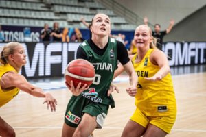 Neįtikėtinas Lietuvos U20 merginų skrydis į Europos čempionato finalą – pratęsime dantimis išplėšė pergalę iš Švedijos