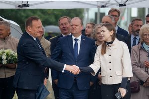 Po socialdemokratų įsiūčio dėl kritikos D. Šakalienei – S. Skvernelio atsakas