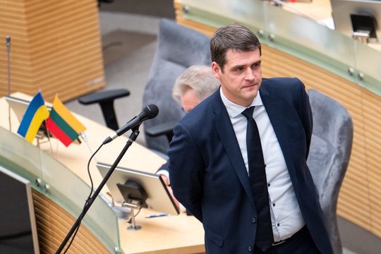 Socialdemokratai – ant pasirinkimo slenksčio: atskleidė 3 priežastis, kodėl bijo prarasti R. Žemaitaitį