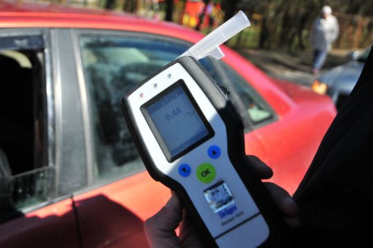 Vairuodamas įkliuvo švelniai įkaušęs kariuomenės vyresnysis technikas