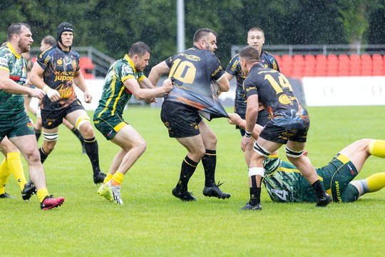 Dramatiškuose ir lietinguose regbio „Top“ lygos mūšiuose – šiauliečių pergalės