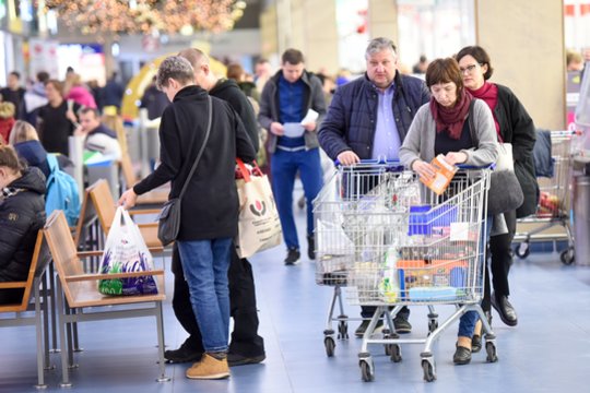 Paaiškėjo, kuriuose prekybos tinkluose rugpjūtį apsipirksite pigiausiai