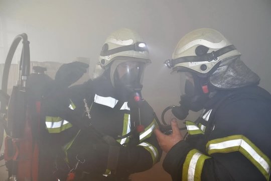 Naktiniuose gaisruos Kaune ir Šventojoje išgelbėti du žmonės