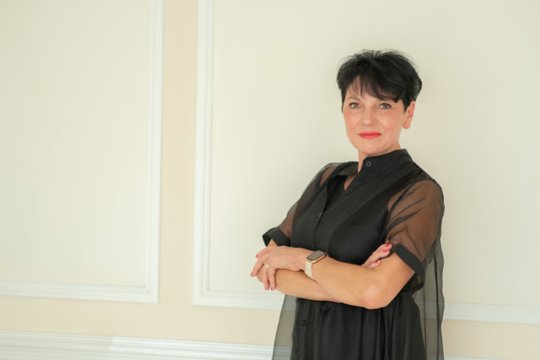 Klaipėdietė nustebino pati save: darbą kirpykloje iškeitė į karjerą draudimo bendrovėje