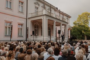 Muzika užliejo pajūrį – prasidėjo Palangos parko festivalis
