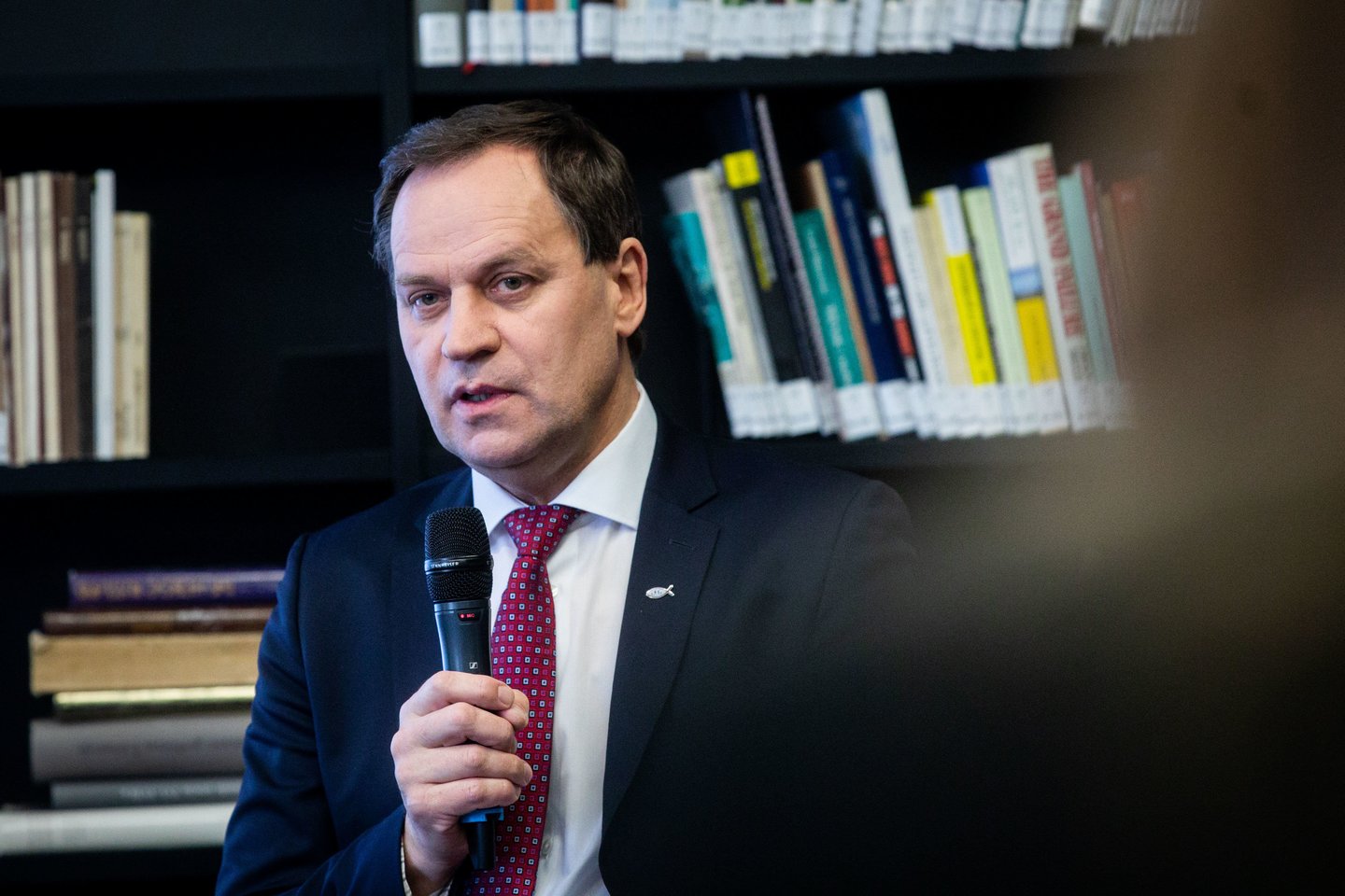 Lietuvos valstiečių ir žaliųjų (LVŽS) sąjungai trečiadienį sulaukus teigiamų signalų dėl jų pakvietimo į valdančiąją koaliciją, prakalbo ir Lietuvos lenkų rinkimų akcijos–Krikščioniškų šeimų sąjungos (LLRA-KŠS) lyderis Waldemaras Tomaszewskis.<br>M.Morkevičiaus (ELTA) nuotr.