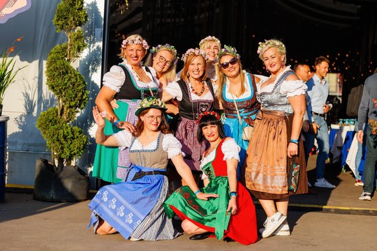 Kauno „Oktoberfeste“ – ne tik bavariškos linksmybės, bet ir konkursas: pasipuošusių laukia staigmenos