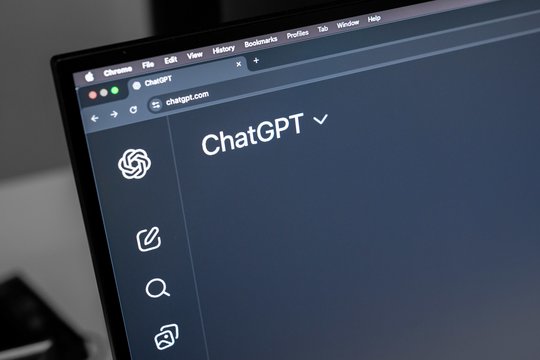 „ChatGPT“ patarimo dėl druskos paklausęs vyras atsidūrė ligoninėje – smarkiai apsinuodijo