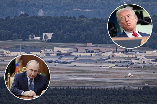 Istorinė karinė bazė, kurioje susitiks D. Trumpas ir V. Putinas: kuo ji ypatinga